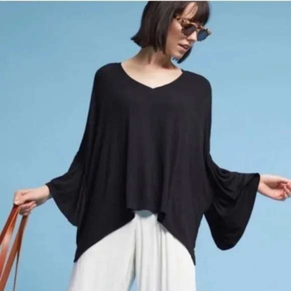 Akemi & Kim Anthropologie Black Ribbed Oversized Black V Neck Top Ruffle Sleeves - Picture 6 of 10